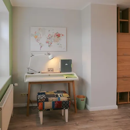 Sanders' Kornkuug Apartment *