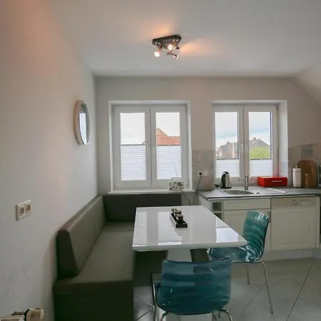 Sanders' Kornkuug Apartment Risum-Lindholm